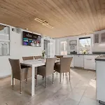 Pet Friendly In With Sauna *